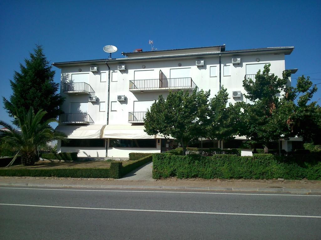 A Muralha Almeida Bagian luar foto